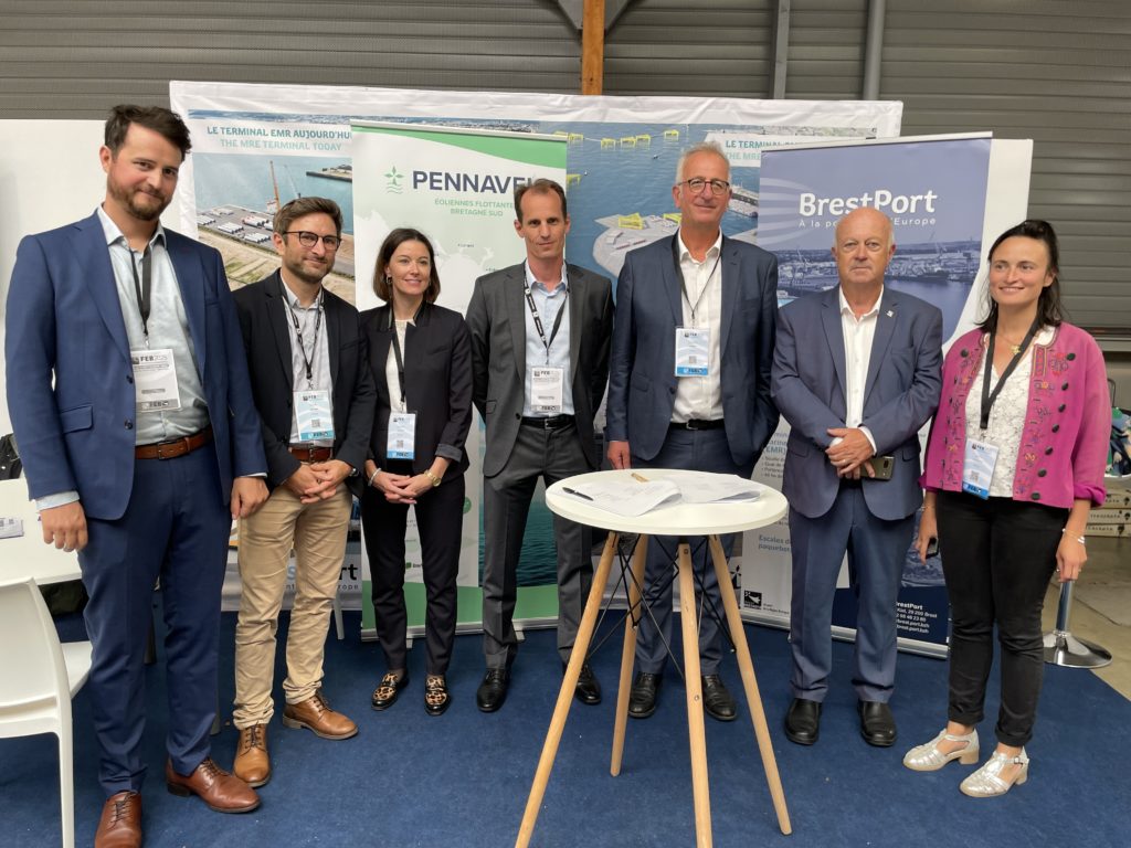 Christophe Chabert, Président du Directoire de BrestPort et Jérôme Hilt, Directeur de projet Pennavel à Saint-Malo lors du forum économique breton