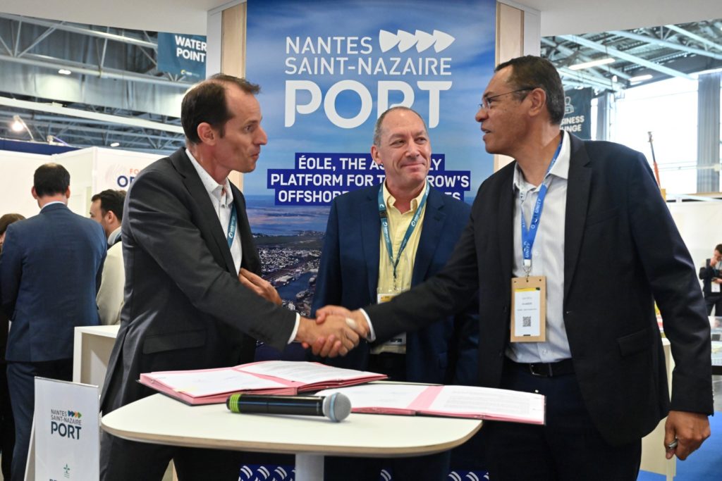 Signature à Seanergy